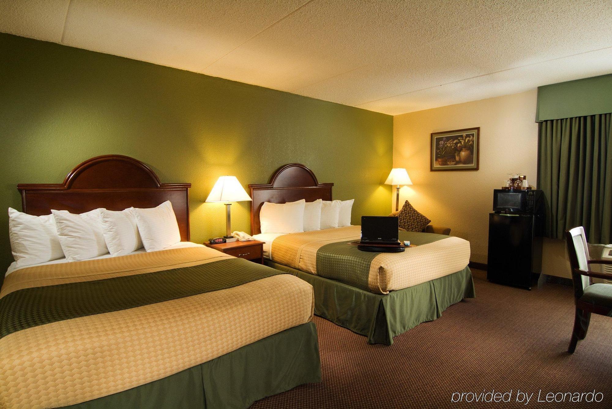 Best Western Luxbury Inn Fort Wayne Cameră foto